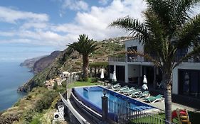 Ocean Cliff